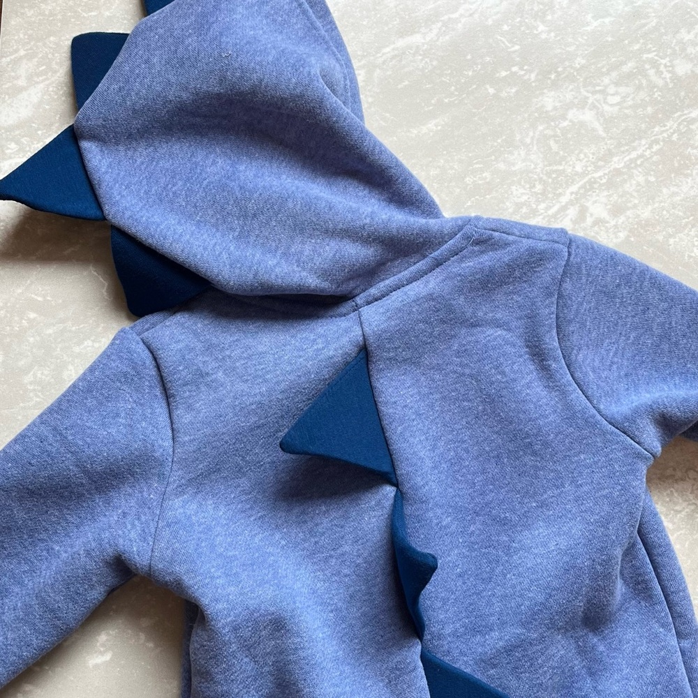 [Littlest Prince] NWT Blue Dino Hoodie Zip Up- Size 18 months